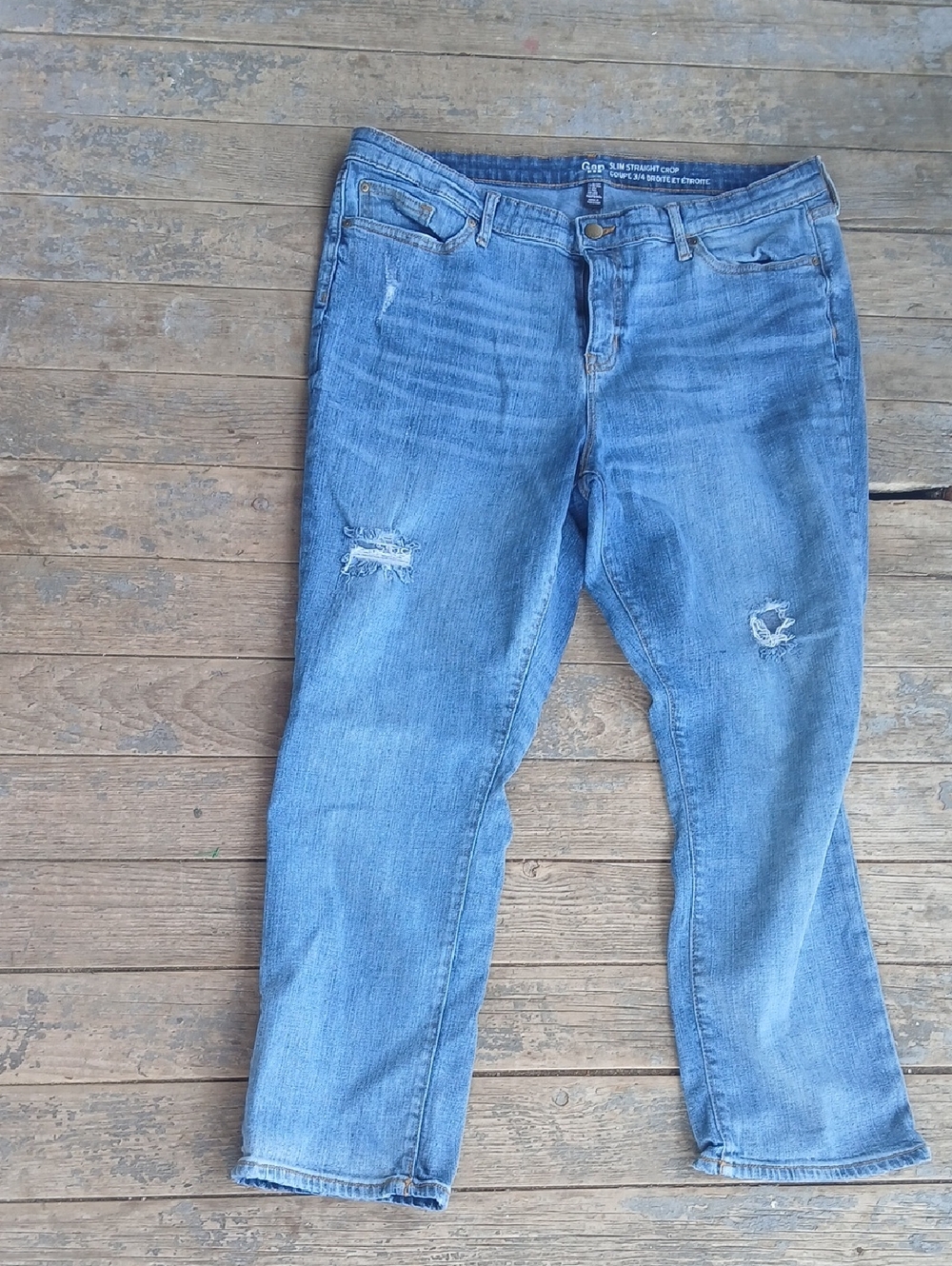GAP Women's Slim Straight Light Blue Distressed Boyfriend Jeans